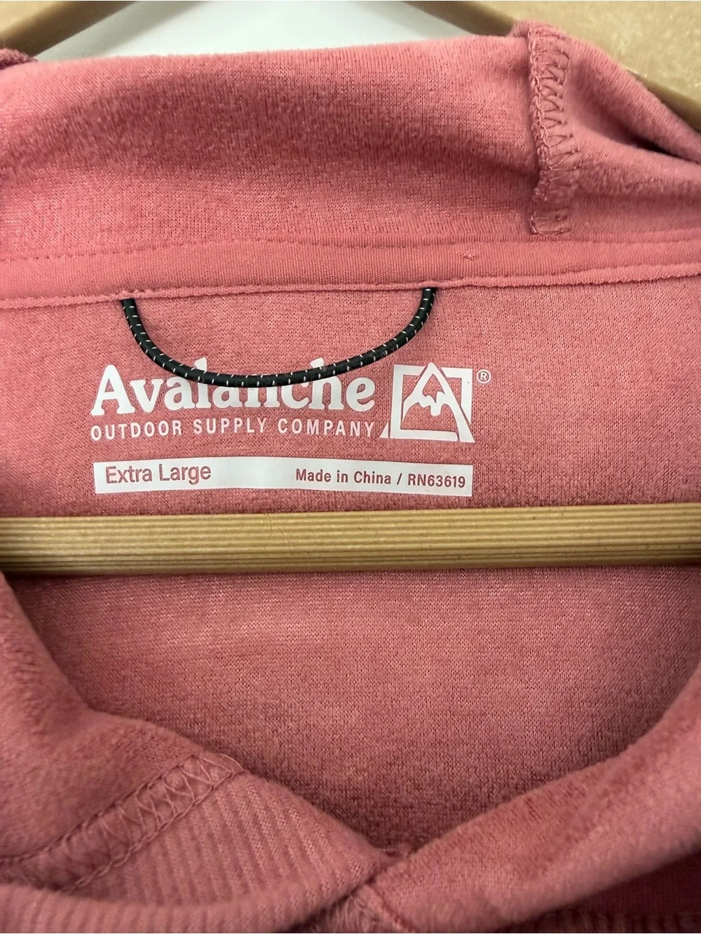 Avalanche Set of 4 Hoodies - Picture 11 of 16